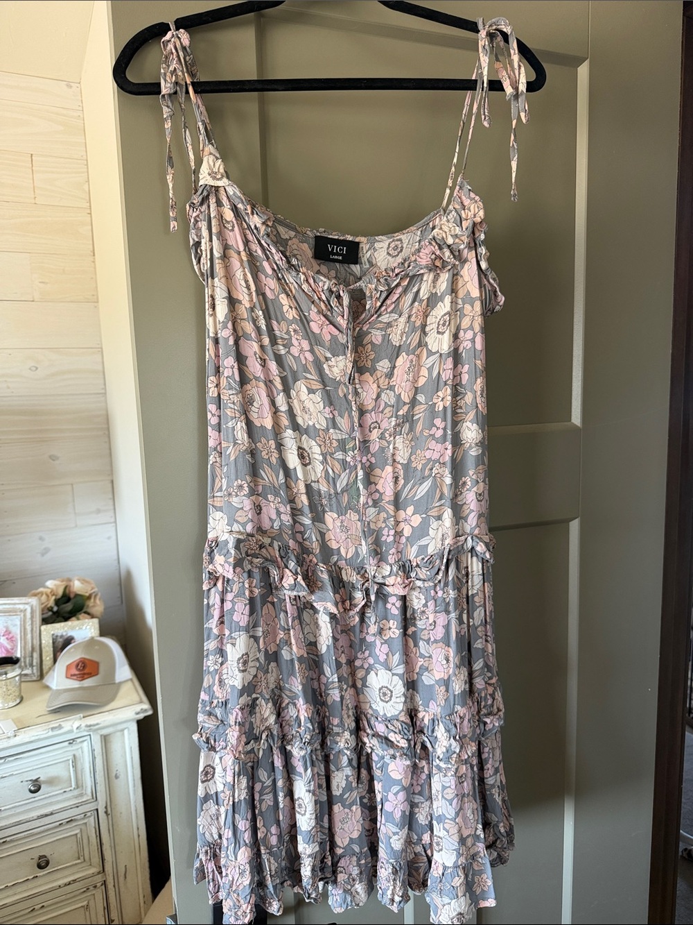 VICI Grey Floral Tie-Shoulder Mini Dress with Pink and Cream Flowers